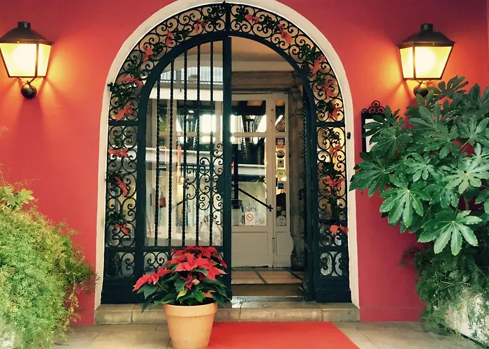Grand Hotel De La Poste Saint-Jean-de-Luz
